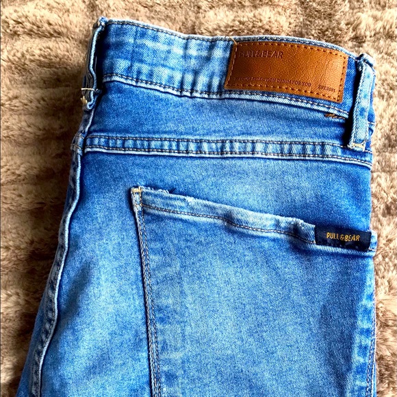 Jeans - Picture 1 of 3